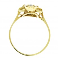 Zlatý dámsky prsteň K12.049.A1
