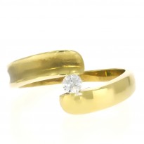 Zlatý dámsky prsteň K12.082.A1
