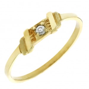 Zlatý dámsky prsteň K99.067.A1