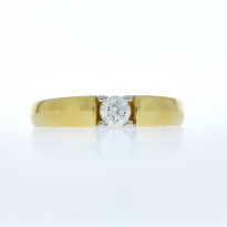 Zlatý dámsky prsteň K11.418.A1